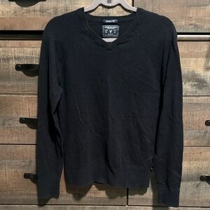 American Eagle Outfitters Black V-Neck Sweater